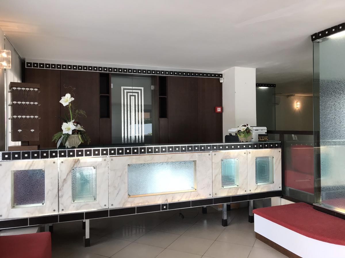 Hotel Gambrinus Rimini Exterior foto
